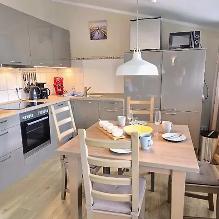 Apartament 2 Raumwohnung Im Seepark Mit Balkon